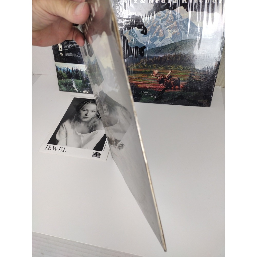 JEWEL Signed Autographed 8x10 Photo 3 New Record LP's From Her Dad Atz Kilcher - Picture 7 of 13